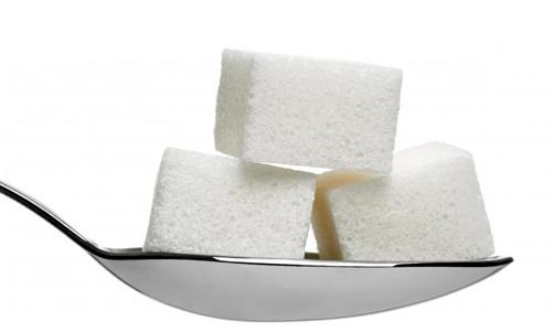3 kocke sladkorja